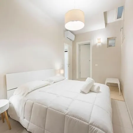 Luxurious Couple's Sanctuary Apartment San Miniato